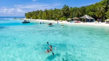 LILY BEACH RESORT & SPA AT HUVAHENDHOO