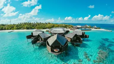 LILY BEACH RESORT & SPA AT HUVAHENDHOO