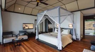 LILY BEACH RESORT & SPA