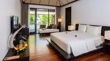 LILY BEACH RESORT & SPA