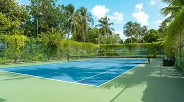 LILY BEACH RESORT & SPA