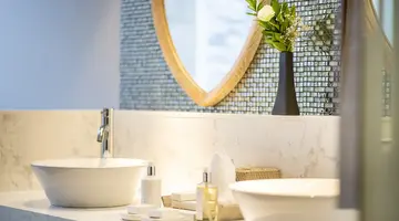 LILY BEACH RESORT & SPA