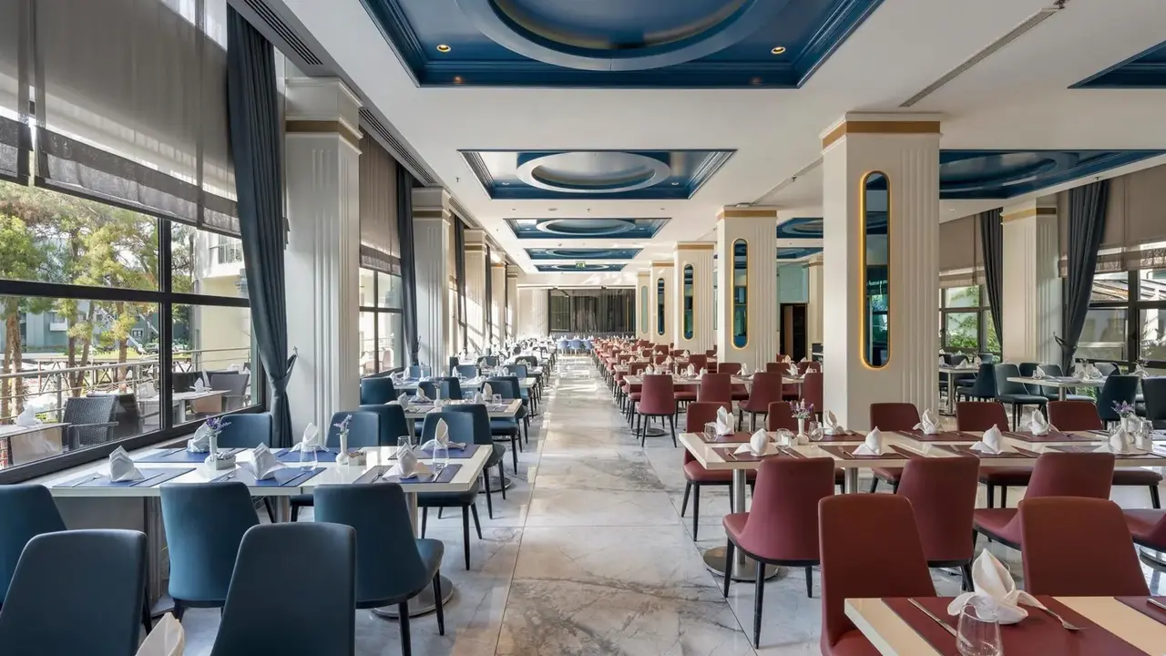 Limak Atlantis De Luxe Hotel & Resort