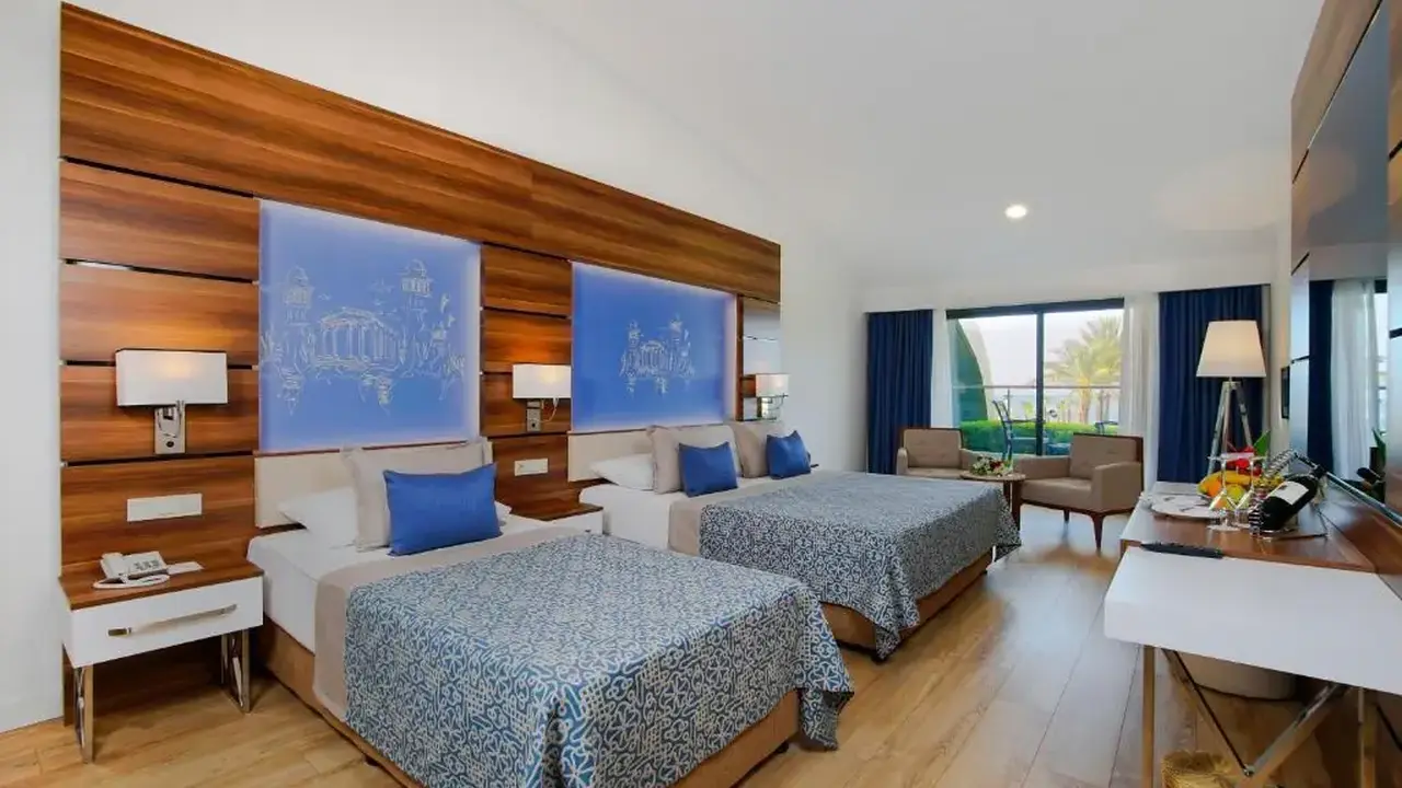 LIMAK ATLANTIS DELUXE HOTEL & RESORT