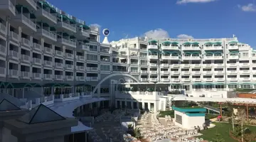 LIMAK CYPRUS DELUXE HOTEL