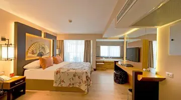 Limak Lara De Luxe Hotel Resort