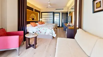 LIMAK LARA DE LUXE HOTEL & RESORT