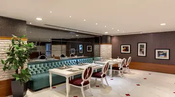 LIMAK LARA DE LUXE HOTEL & RESORT