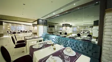 Limak Lara De Luxe Hotel & Resort