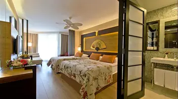 LIMAK LARA DE LUXE HOTEL & RESORT