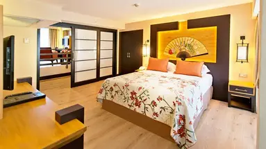 LIMAK LARA DE LUXE HOTEL & RESORT
