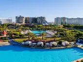 LIMAK LARA DE LUXE HOTEL & RESORT