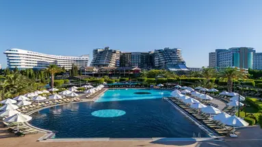 LIMAK LARA DE LUXE HOTEL & RESORT