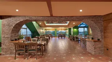 Limak Lara Deluxe Hotel And Resort