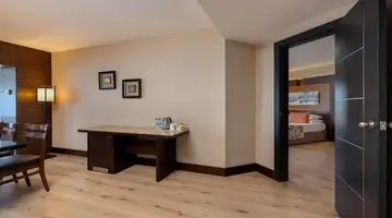 Limak Lara Deluxe Hotel And Resort