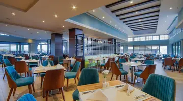LIMAK LARA DELUXE HOTEL & RESORT