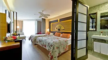 Limak Lara Deluxe Hotel&Resort