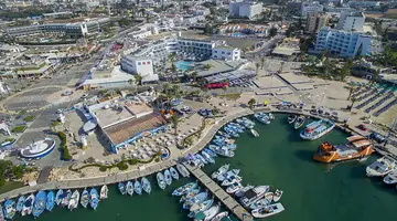 Limanaki Beach Hotel & Suites