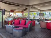 Limanaki Beach Hotel & Suites
