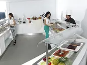 Limanaki Beach Hotel & Suites