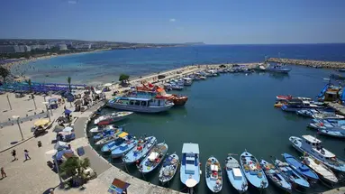 Limanaki Beach Hotel & Suites