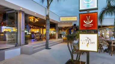 Limanaki Beach Hotel & Suites