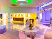 Limanaki Beach Hotel & Suites