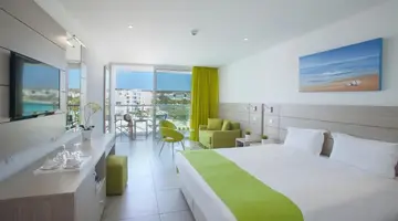 Limanaki Beach Hotel