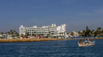 Limanaki Beach Hotel