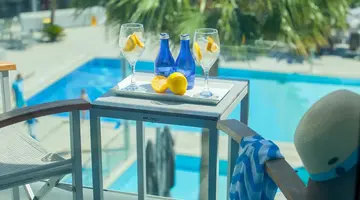 Limanaki Beach Hotel