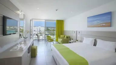 Limanaki Beach Hotel