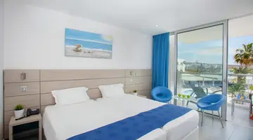 Limanaki Beach Hotel
