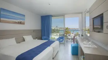 Limanaki Beach Hotel
