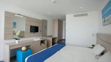 Limanaki Beach Hotel