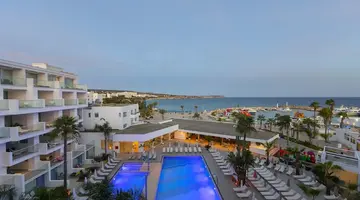 Limanaki Beach Hotel