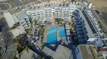 Limanaki Beach Hotel