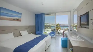 Limanaki Beach Hotel