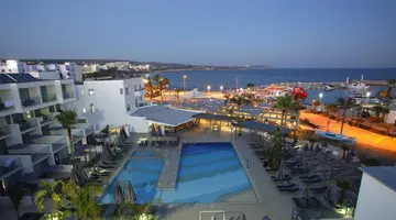 Limanaki Beach Hotel