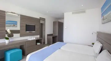 Limanaki Beach Hotel