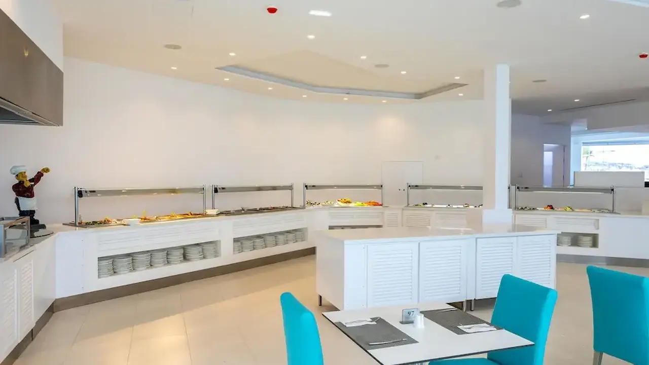 Limanaki Beach Hotel
