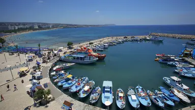 LIMANAKI BEACH HOTEL