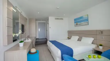 Limanaki Beach Hotel