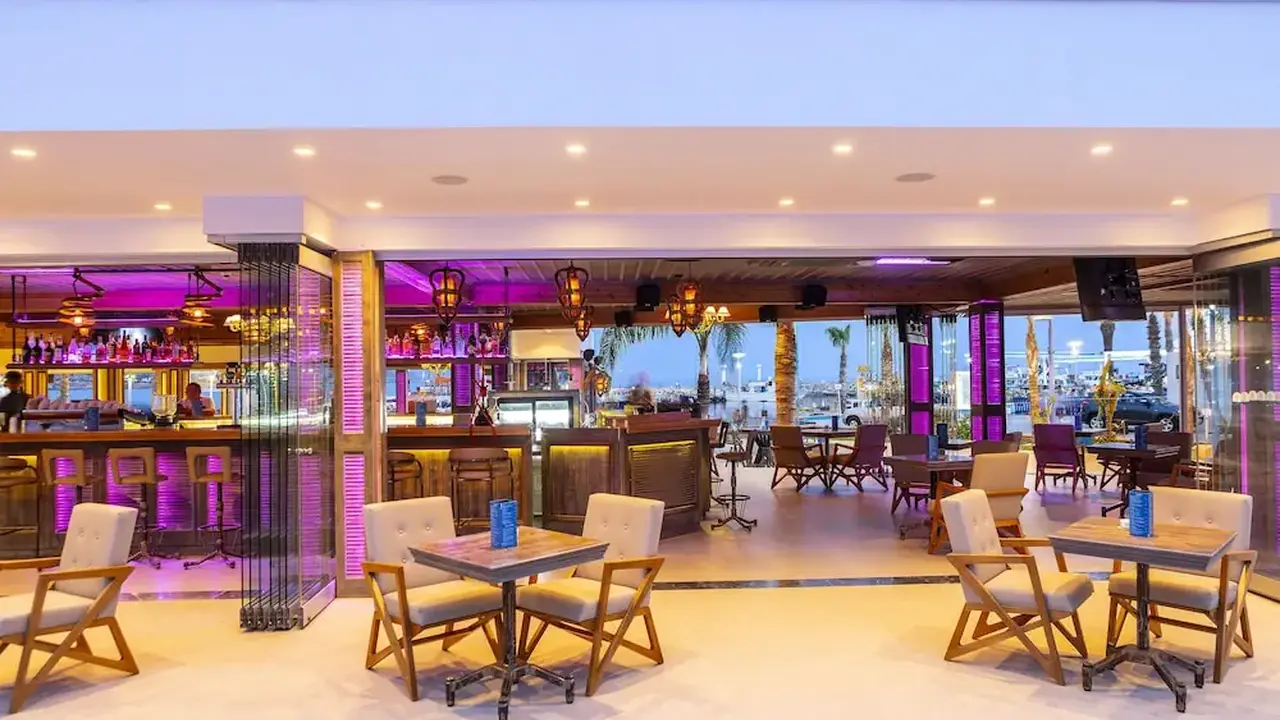Limanaki Beach Hotel
