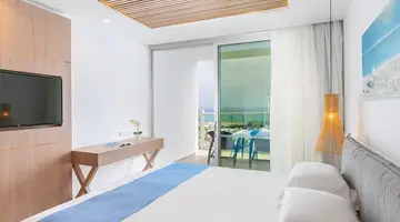 Limanaki Beach Hotel
