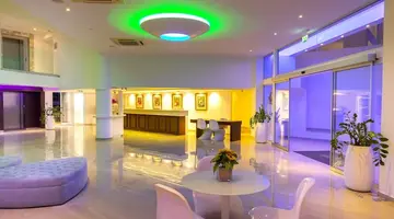 Limanaki Beach Hotel
