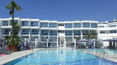 Limanaki Beach Hotel