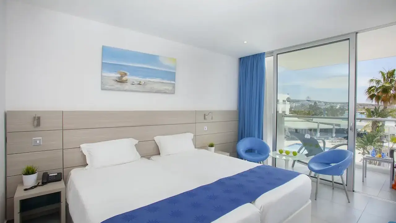 Limanaki Beach Hotel
