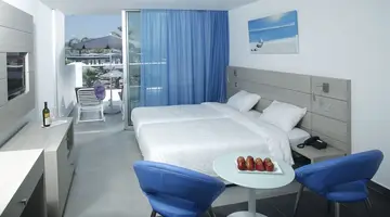 Limanaki Beach Hotel