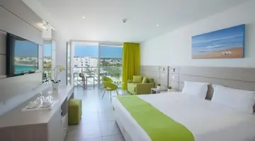 Limanaki Beach Hotel