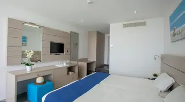 Limanaki Beach Hotel